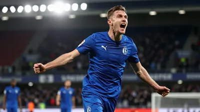 Luis Palma wykorzystał błąk bramkarza Widzewa w doliczonym czasie gry, dając Lechowi Poznań zwycięstwo 3:2 i awans na 2