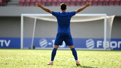 Lech Poznan begin a three-week international break after a 5-1 win over Radomiak, using the time to rest and prepare for...
