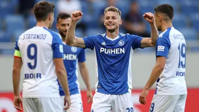 Lech Poznań przygotowuje się do meczu z GKS Katowice w Ekstraklasie, ligowej tabeli zajmując 4 miejsce z 7 punktami